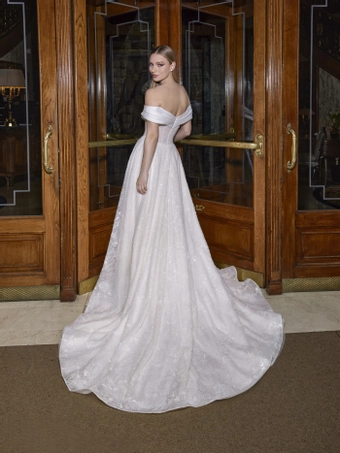 Privee by Pronovias #SATYRS #3 backface vertical thumbnail