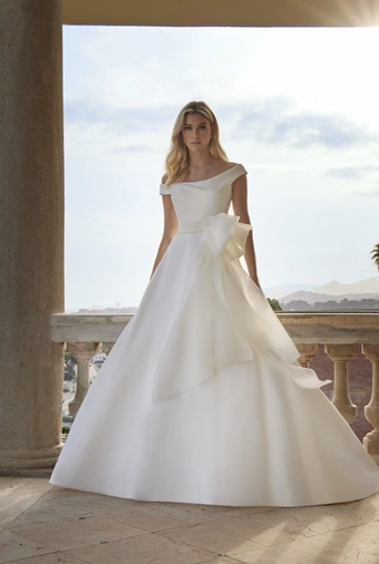 Privee by Pronovias Sawai #0 default frontface vertical thumbnail
