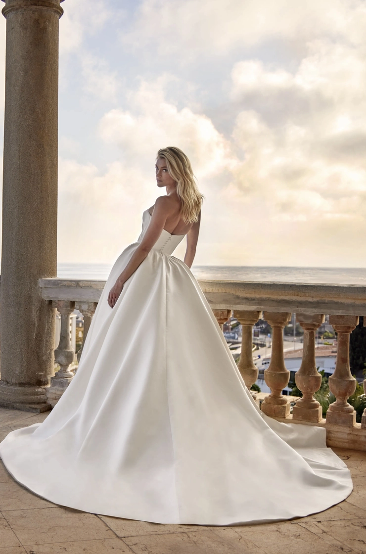 Pronovias SEBASTIANA