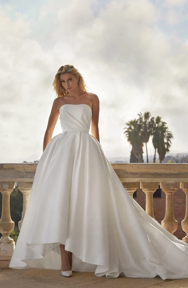 Privee by Pronovias #Sebastiana Default Thumbnail Image