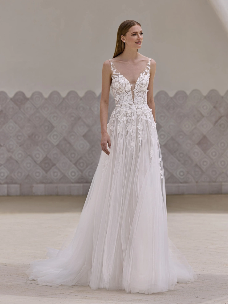 Privee by Pronovias #Yeoh Default Thumbnail Image