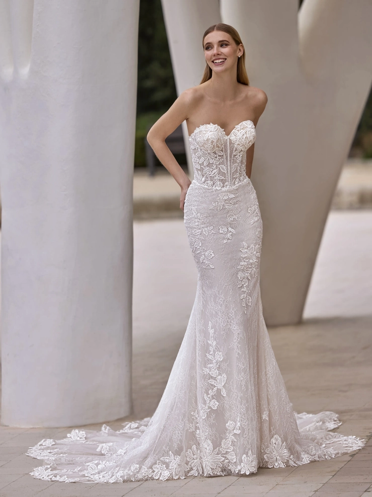 Privee by Pronovias #Zillah Default Thumbnail Image