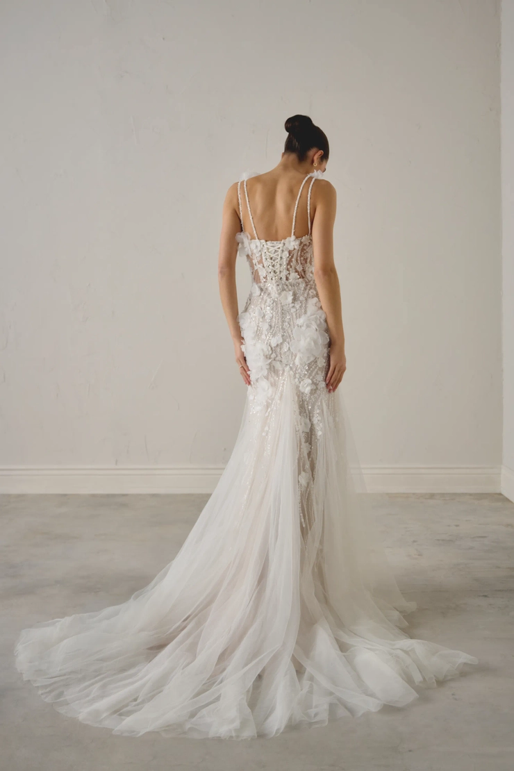 Justin Alexander Signature Backface Thumbnail Image