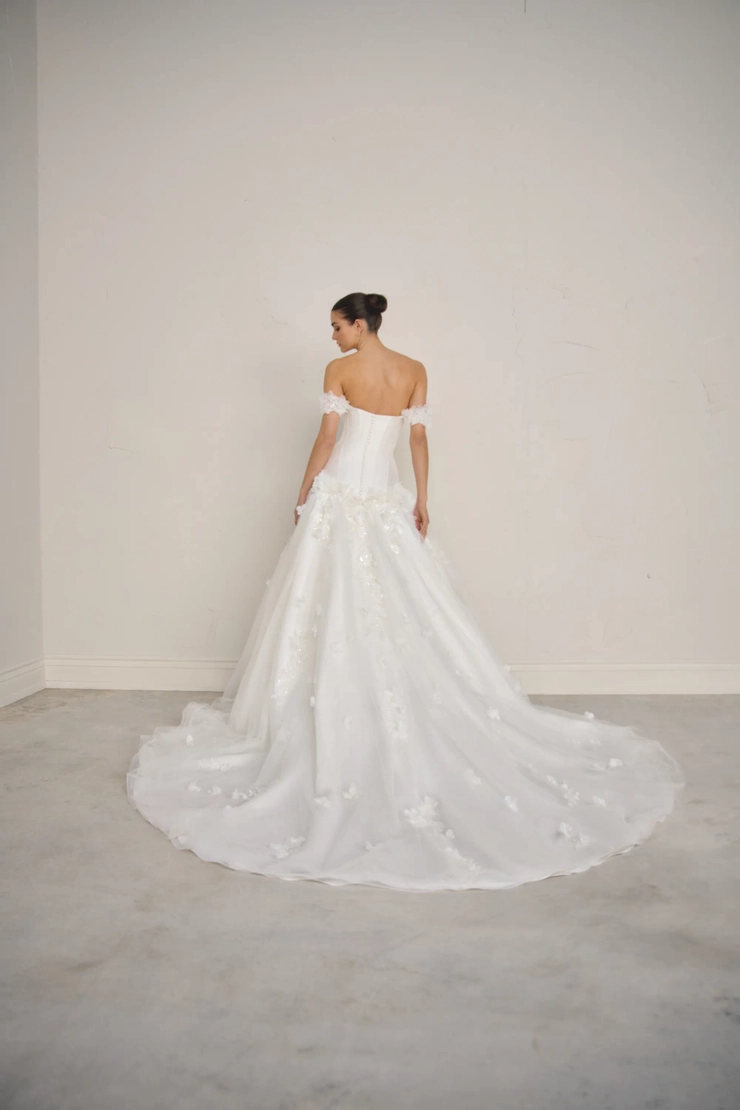 Justin Alexander Signature Backface Thumbnail Image