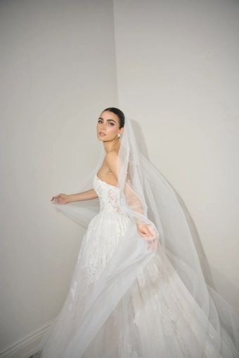 Justin Alexander Signature Valentina #6 vertical cropped thumbnail