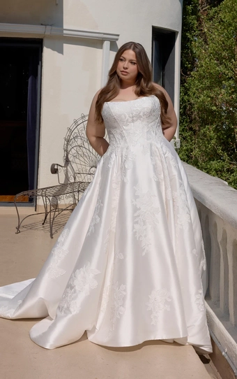 Essense of Australia Plus Size #D4407 #1 frontface vertical thumbnail