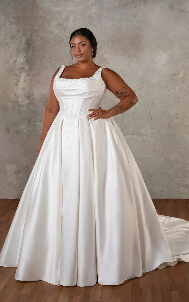 Essense of Australia Plus Size | Carolina Bridal World - D4418 | Carolina  Bridal World