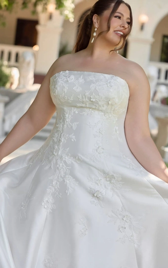 Essense of Australia Plus Size #D4479 #3 frontface vertical cropped thumbnail