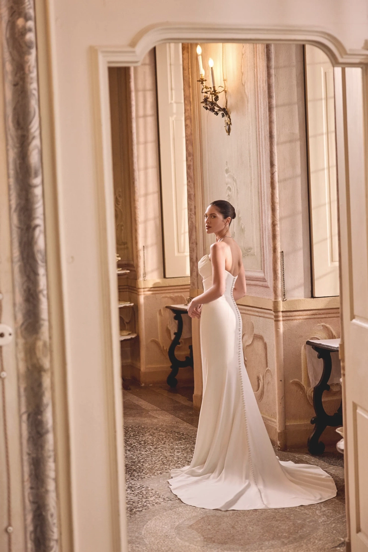 Justin Alexander Backface Thumbnail Image