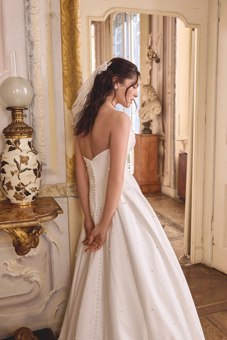 Justin Alexander Style #88475 #5 backface vertical cropped picture