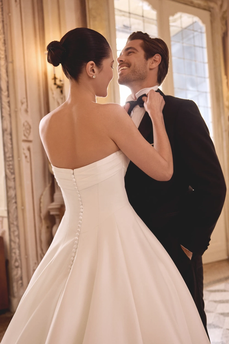 Justin Alexander Style #88476 #8 backface vertical cropped picture