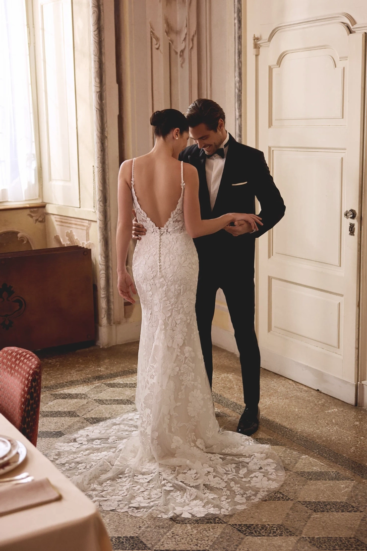 Justin Alexander Backface Thumbnail Image