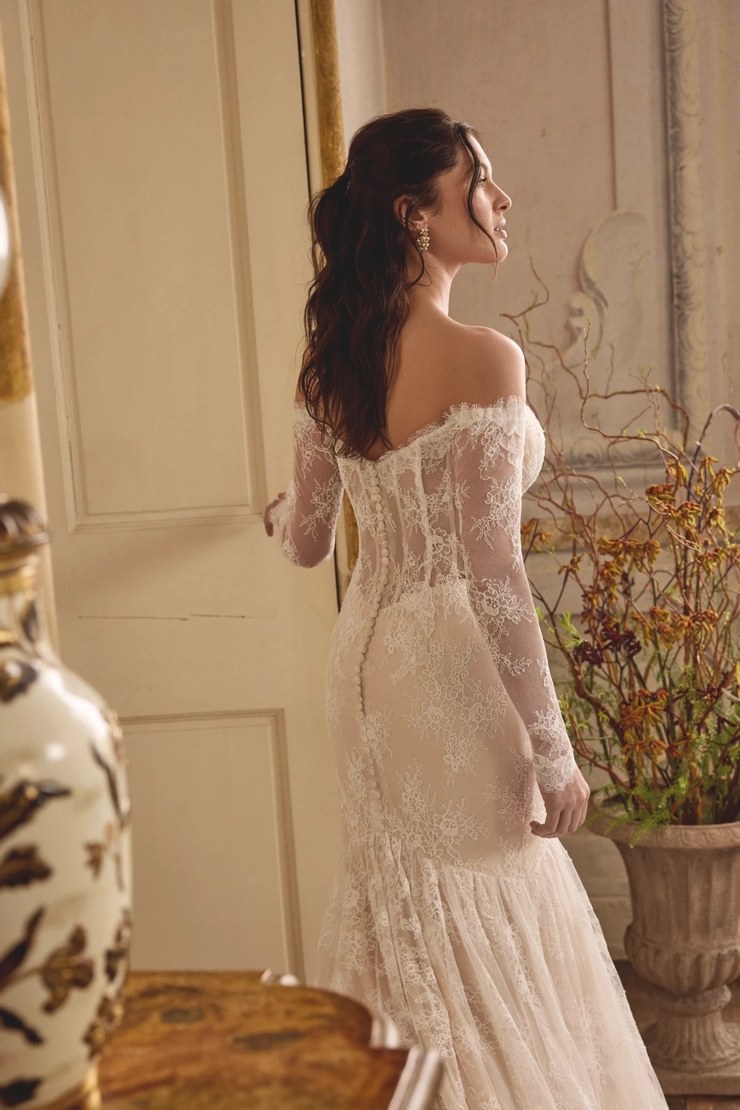 Justin Alexander Style #88484 #5 backface vertical cropped picture