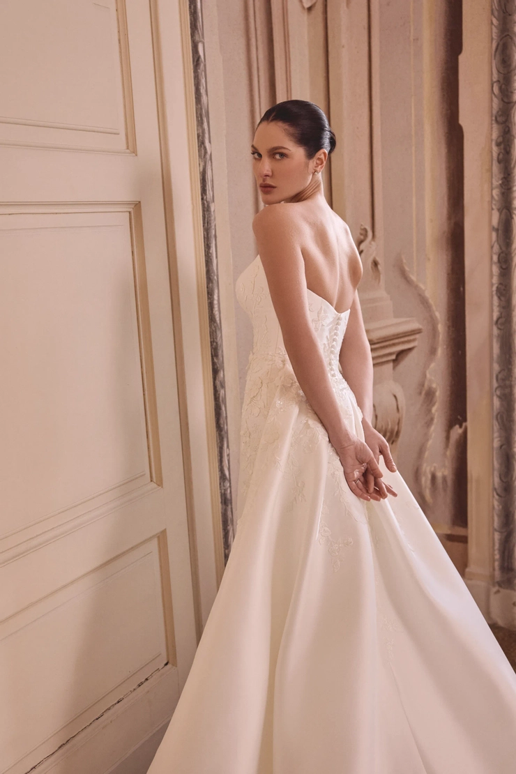 Justin Alexander Style #88492 #7 backface vertical cropped picture