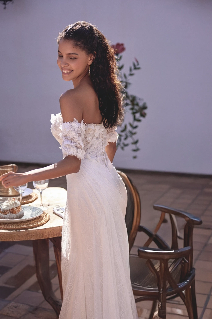 Lillian West 66414 #12 backface vertical cropped picture