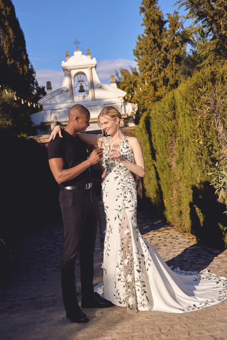 Lillian West Style #66436 #1 frontface vertical picture