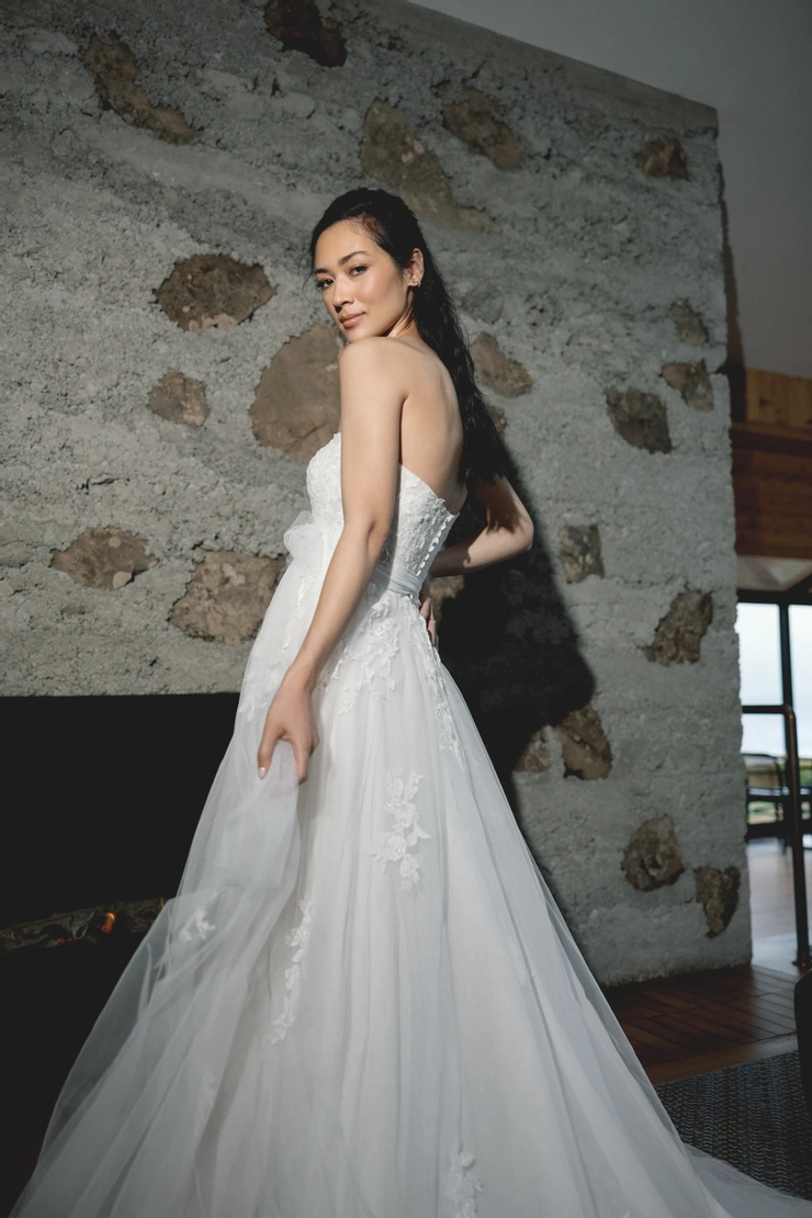 Adore by Justin Alexander Style #11417 #5 backface vertical cropped picture