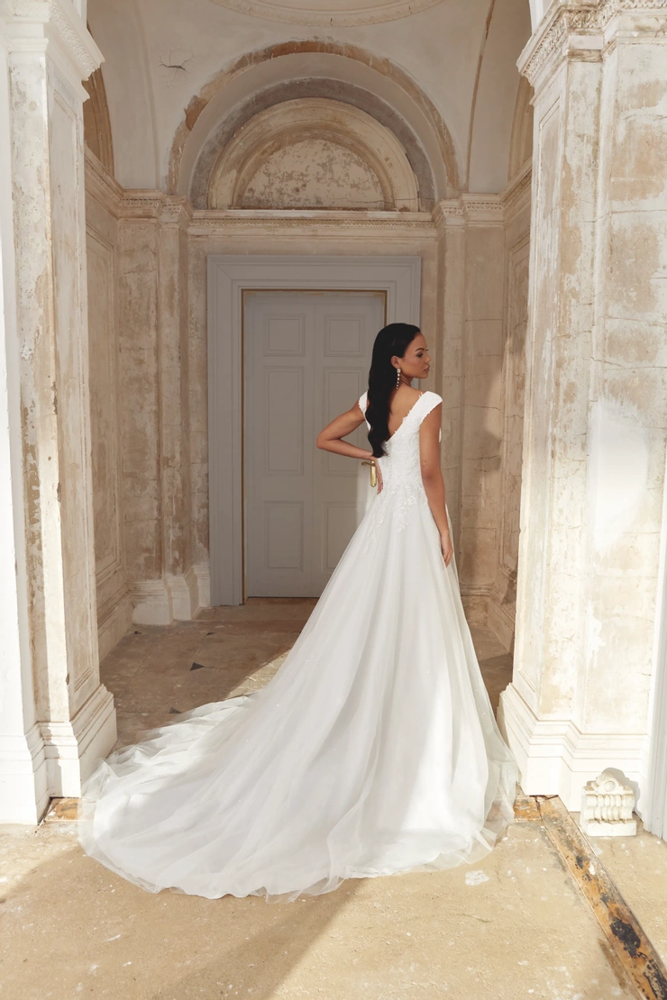 Justin Alexander Sincerity Backface Thumbnail Image