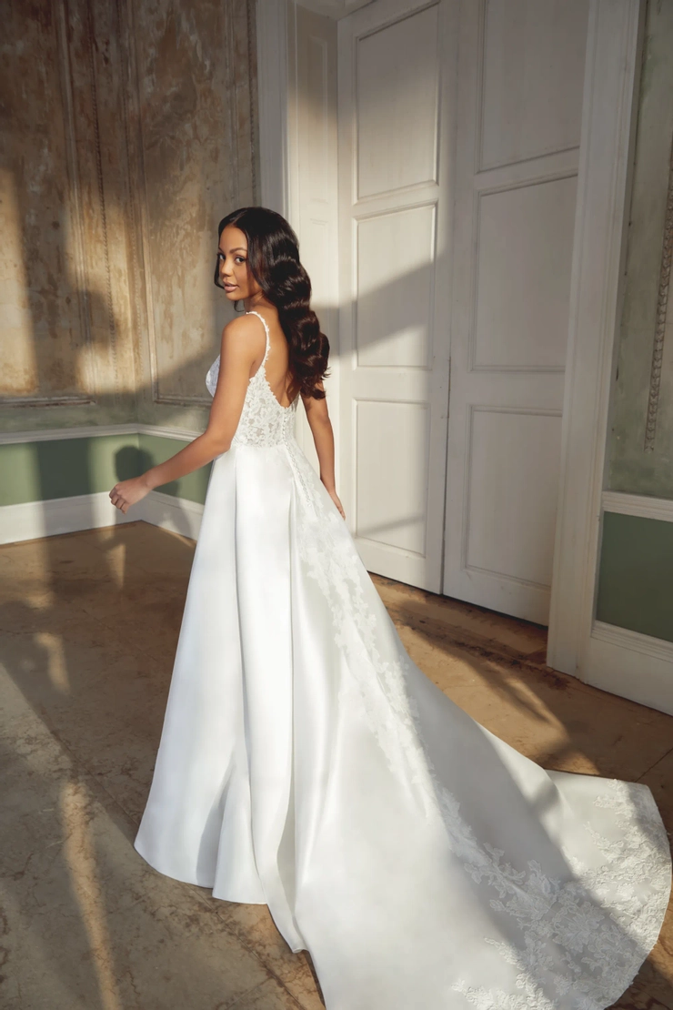 Justin Alexander Sincerity Backface Thumbnail Image