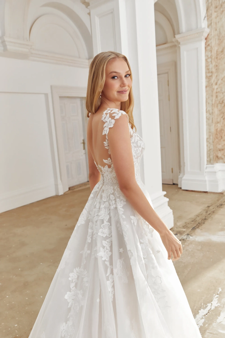 Justin Alexander Sincerity Style #44543 #8 backface vertical cropped picture