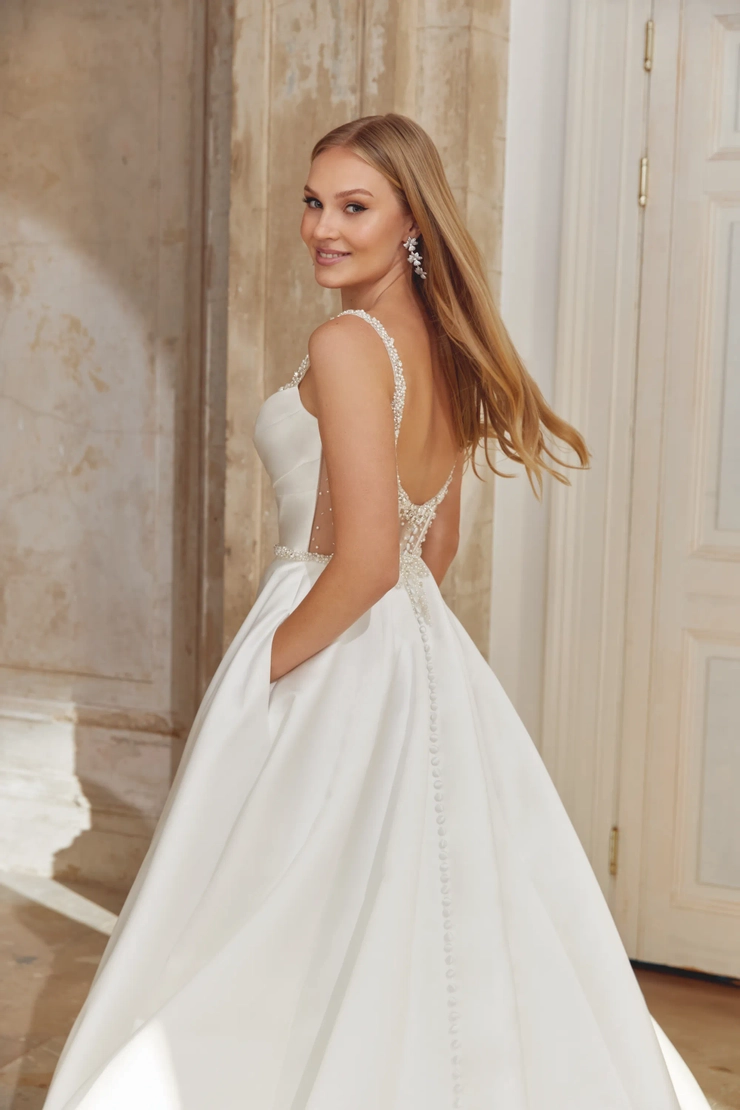 Justin Alexander Sincerity 44549 #6 backface vertical cropped picture