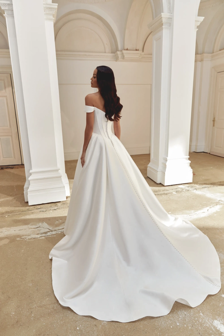 Justin Alexander Sincerity Backface Thumbnail Image