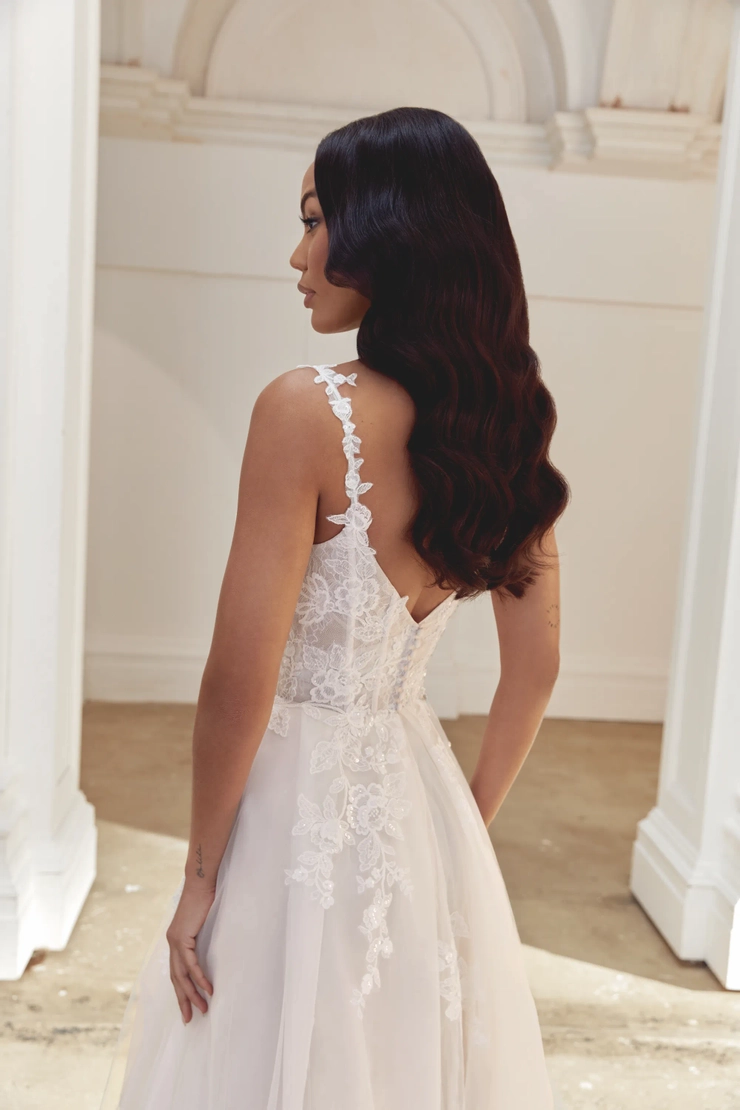 Justin Alexander Sincerity Style #44561 #6 backface vertical cropped picture