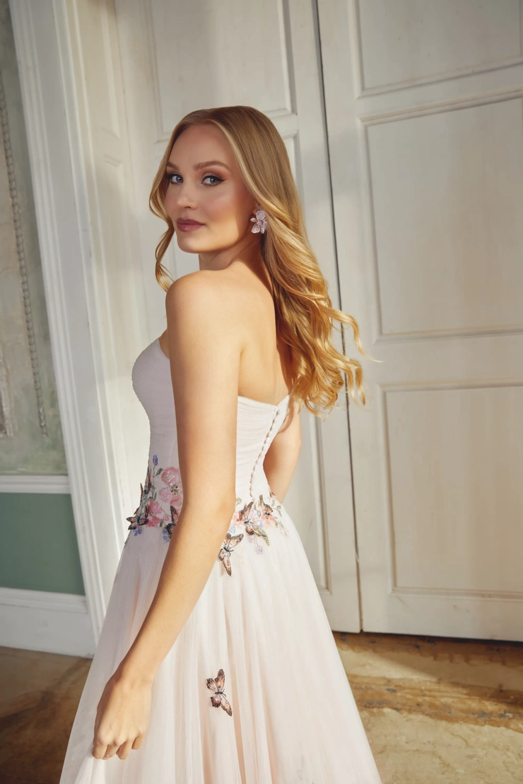 Justin Alexander Sincerity Style #44565 #13 backface vertical cropped picture