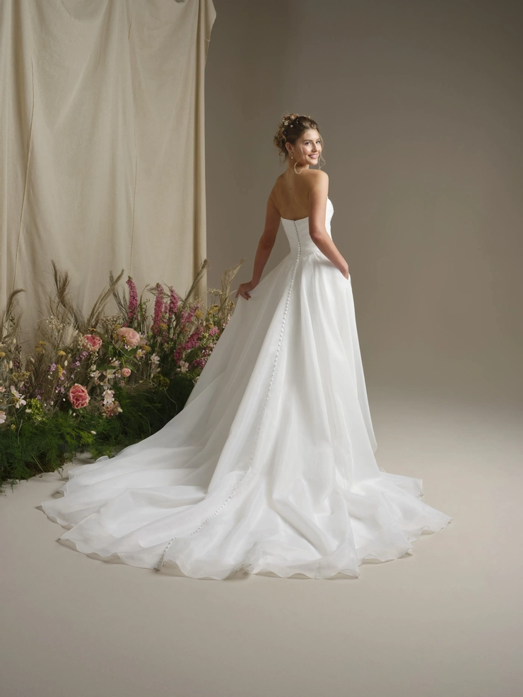 Rebecca Ingram Dezi 26RK443A01