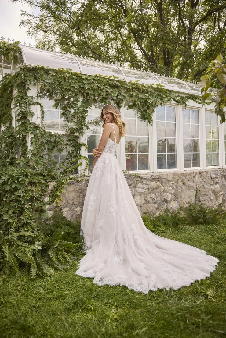 Rebecca Ingram Esmeralda 26RK478A01