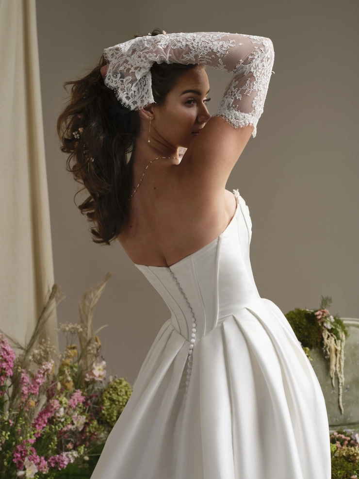 Rebecca Ingram Style #26RN417A01 #14 backface vertical cropped picture