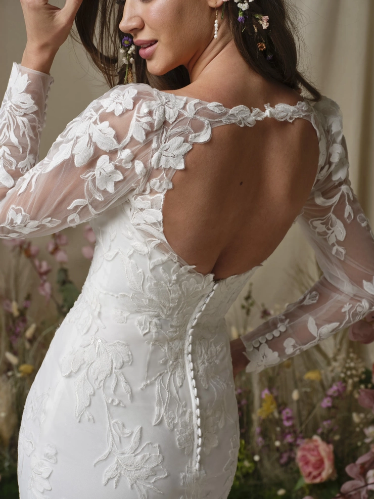 Rebecca Ingram Style #26RN461A01 #4 backface vertical cropped picture