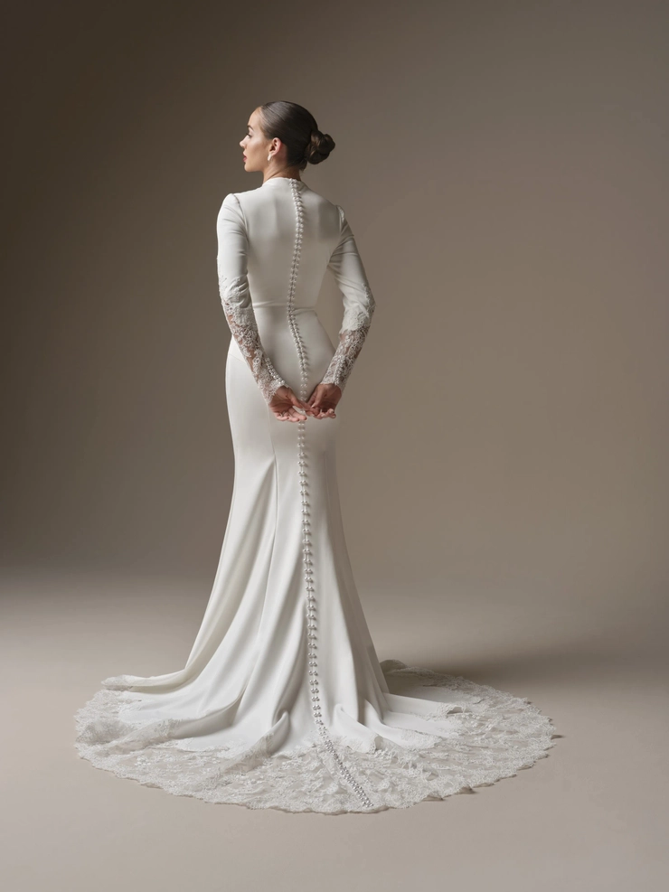 Sottero and Midgley Lovai 26SK464A01