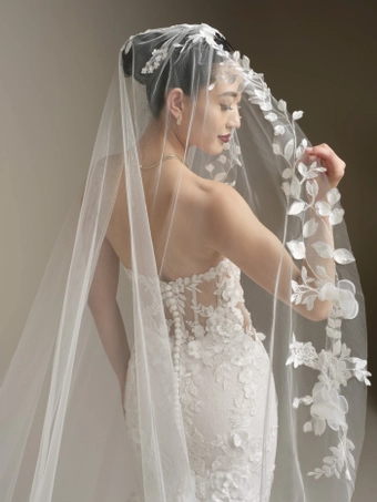 Sottero and Midgley #26SS395A01 #8 backface vertical cropped thumbnail