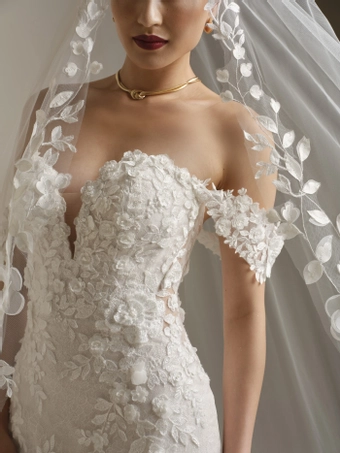 Sottero and Midgley #26SS395A01 #5 frontface vertical cropped thumbnail