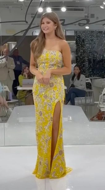 Jasz Couture Prom Dresses Style #7928 #1 frontface vertical thumbnail