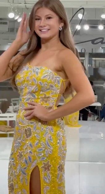 Jasz Couture Prom Dresses Style #7928 #3 frontface vertical cropped thumbnail