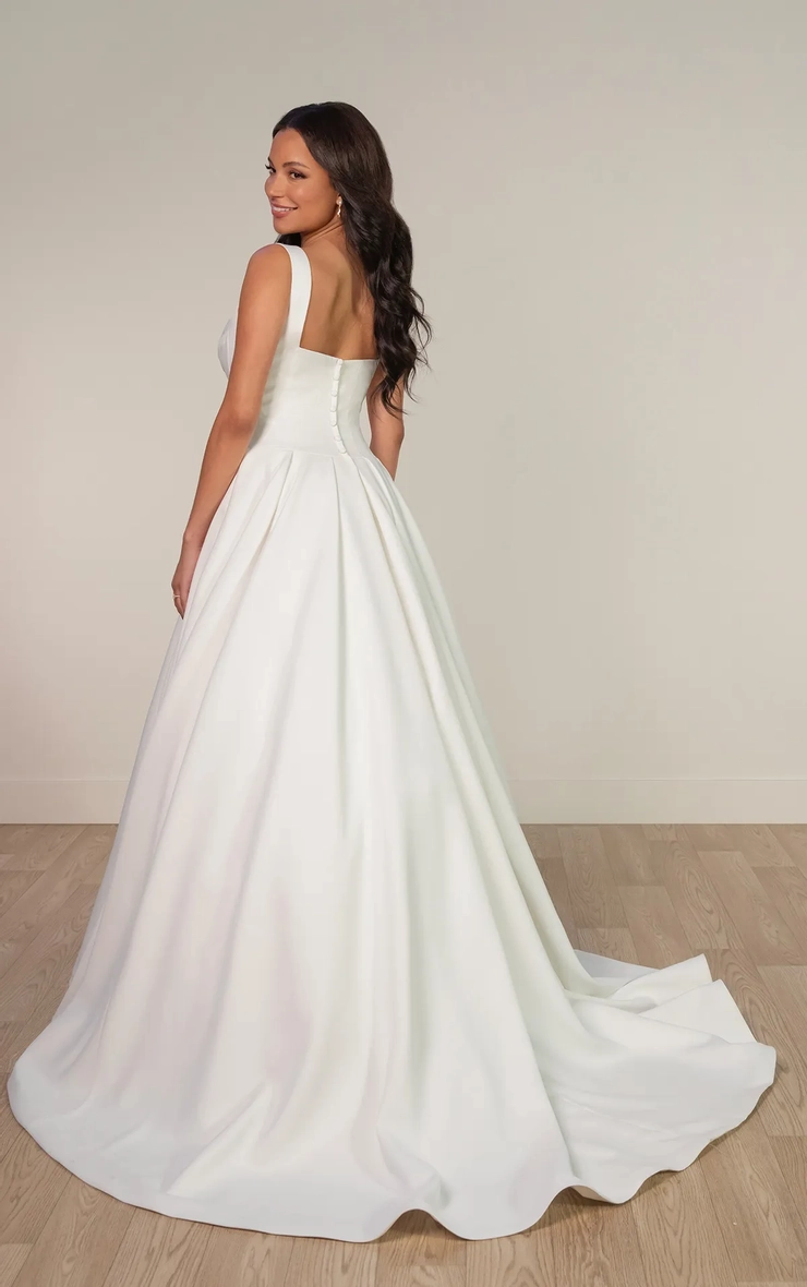 Stella York Spring 2026 Backface Thumbnail Image