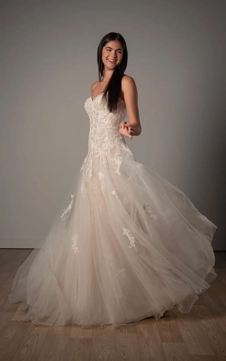 Stella York  SY8205