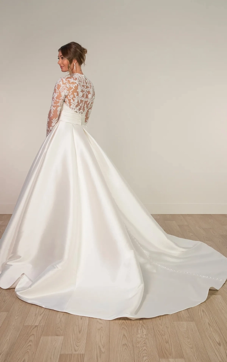 Stella York Spring 2026 Backface Thumbnail Image