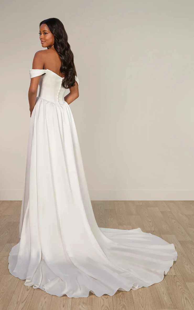 Stella York Spring 2026 Backface Thumbnail Image