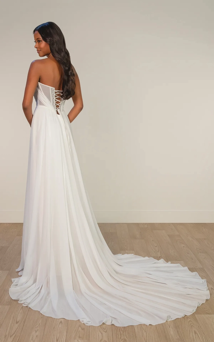Stella York Spring 2026 Backface Thumbnail Image