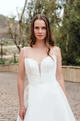 Evelyn Bridal Dalia #3 frontface vertical cropped thumbnail