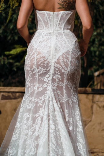 Evelyn Bridal Liana #7 backface vertical cropped thumbnail