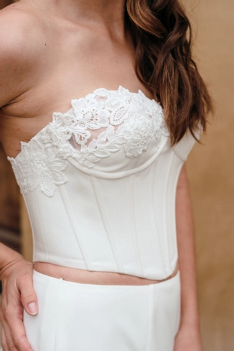 Evelyn Bridal Shiloh #4 frontface vertical cropped thumbnail