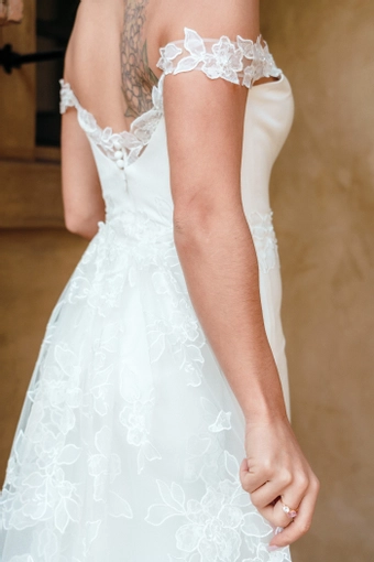 Evelyn Bridal Sterling #8 backface vertical cropped thumbnail