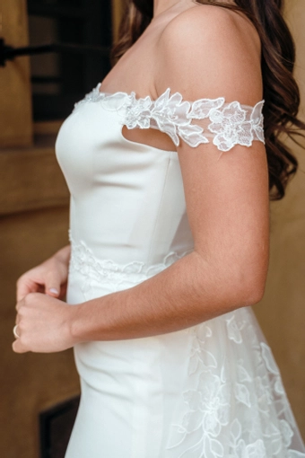 Evelyn Bridal Sterling #6 vertical cropped thumbnail