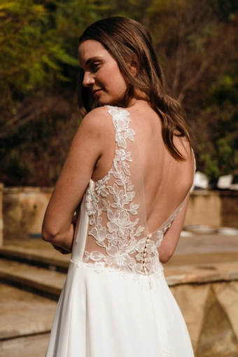 Evelyn Bridal Emma #7 backface vertical cropped thumbnail