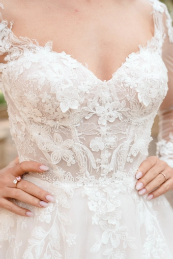 Evelyn Bridal Eliza #2 frontface vertical cropped thumbnail