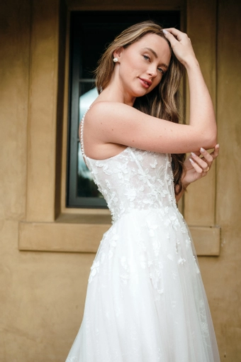 Evelyn Bridal Malia #6 vertical cropped thumbnail